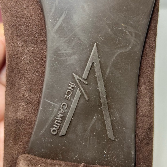 Vince Camuto Chocolate Brown Suede Pink Bow Heels Size 8.5 - Picture 14 of 15